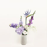 Bouquet de fleurs artificielles violette